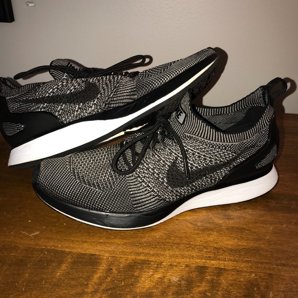 NIKE Air Zoom Mariah Flyknit Racer 9.5